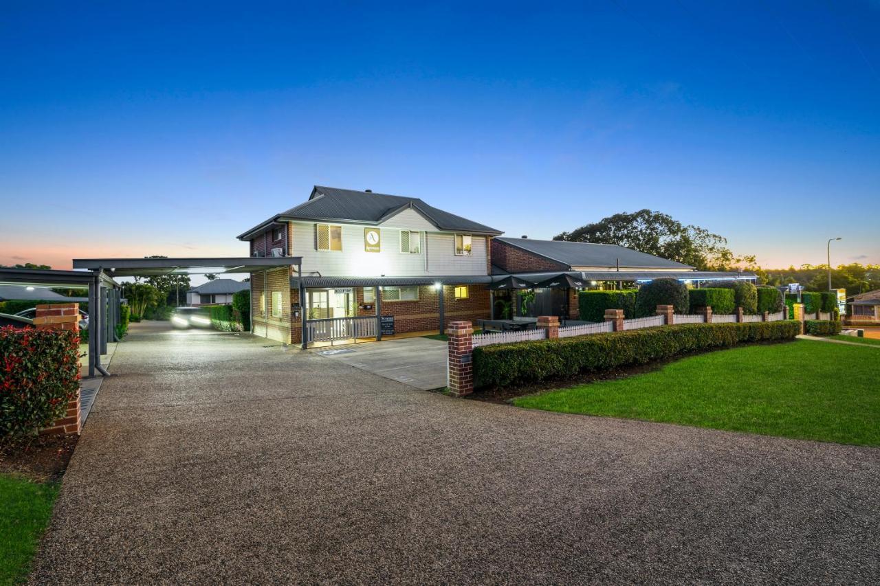 Motel Ambassador On Ruthven Toowoomba Zewnętrze zdjęcie