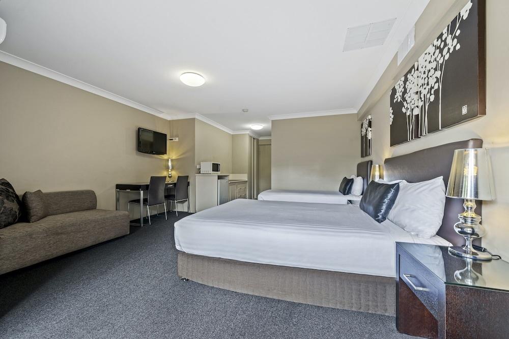 Motel Ambassador On Ruthven Toowoomba Zewnętrze zdjęcie